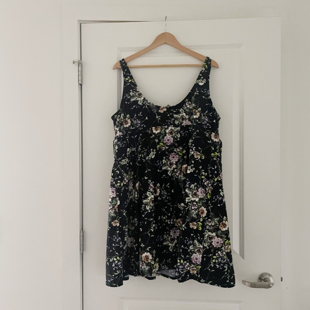 Torrid Scoop Wireless Long Length Scoop Neck Floral One Piece Swim Dress 5X - Picture 5 of 9